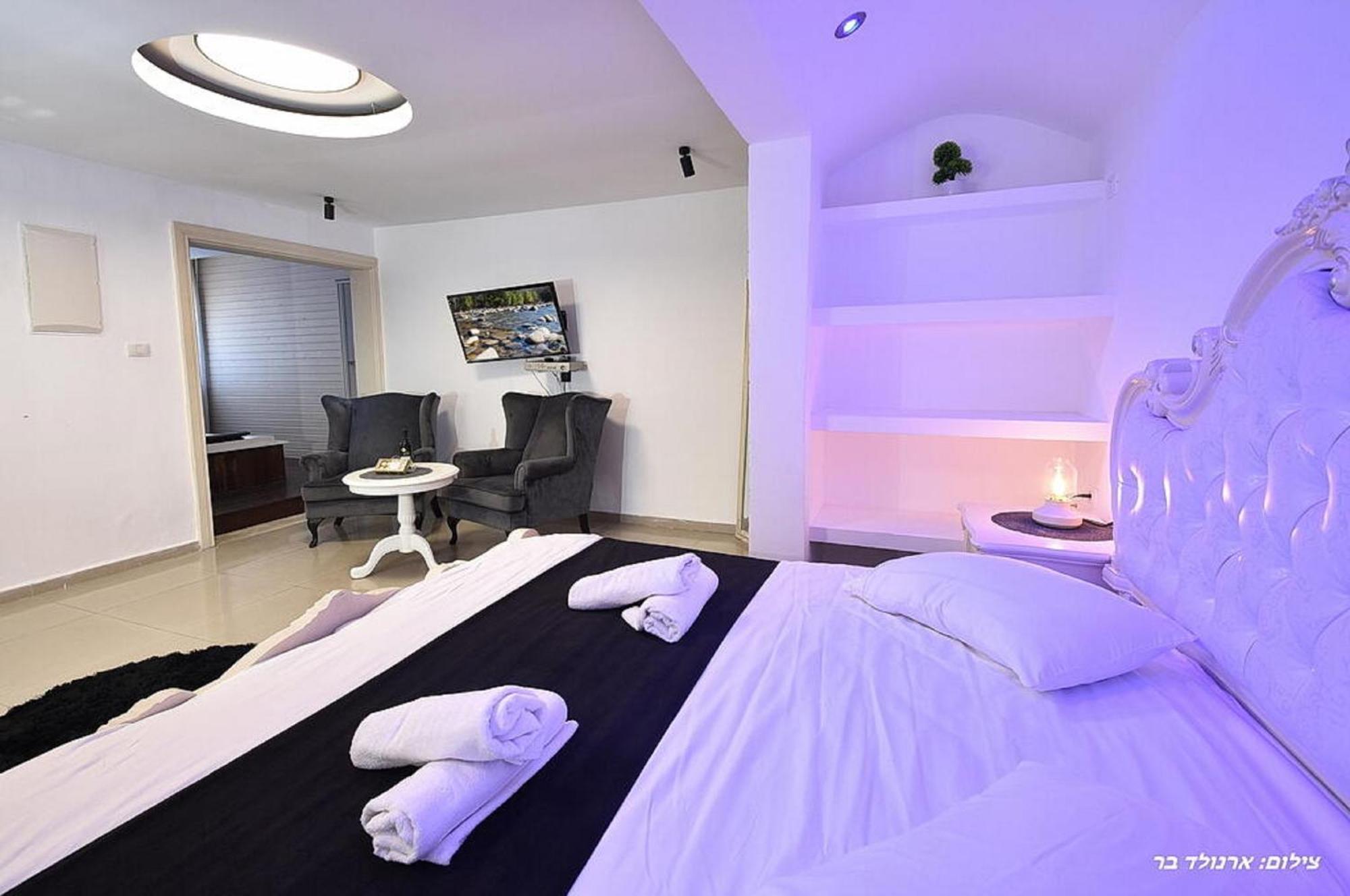 Hotel אוטופיה בצפון - מתחם אירוח מפואר Shahar Esterno foto