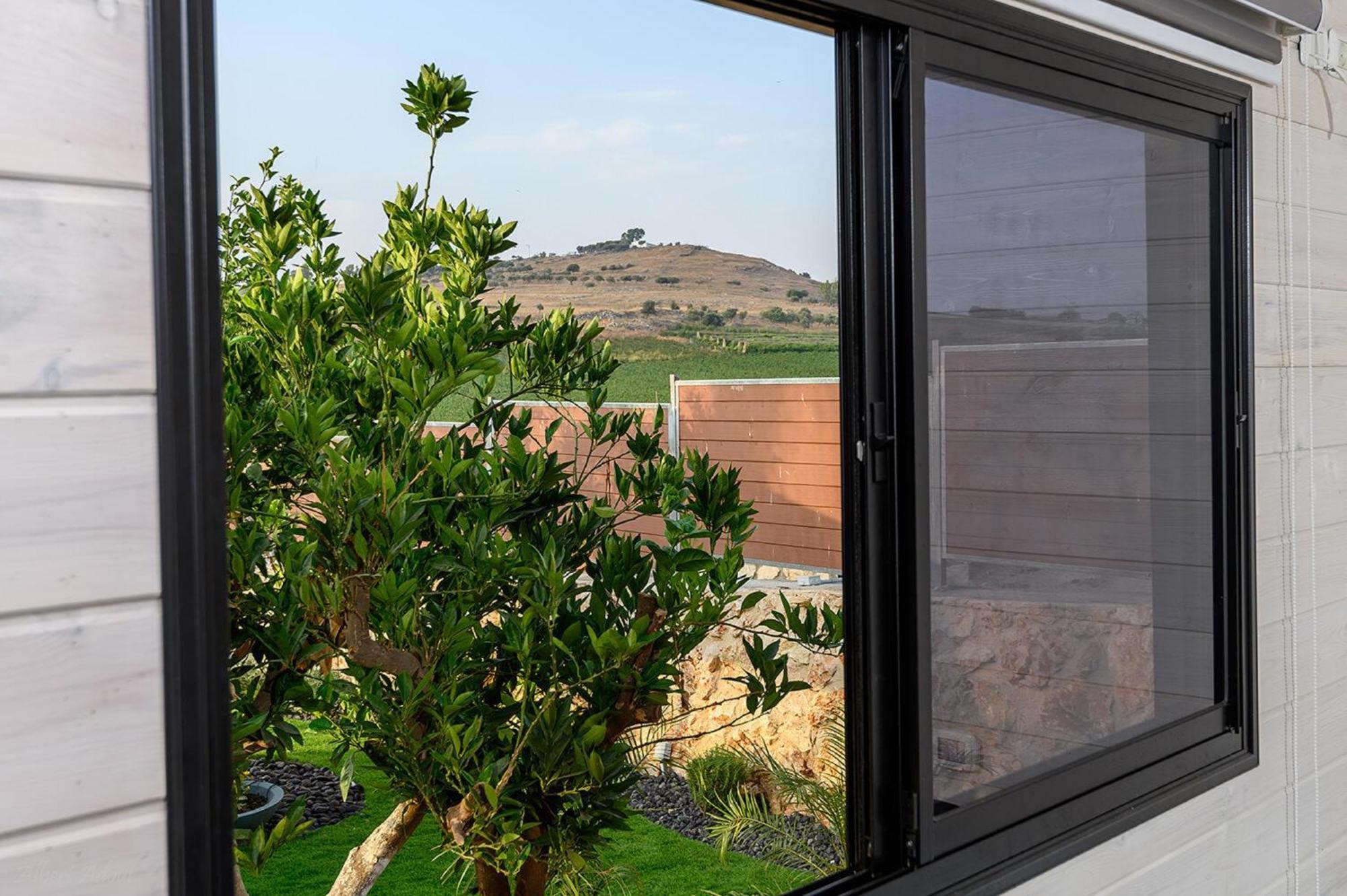 Hotel אוטופיה בצפון - מתחם אירוח מפואר Shahar Esterno foto